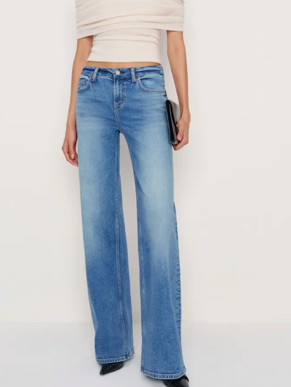 Reformation Greta Super Stretch Low Rise Wide Leg Jeans Blue - Size 28